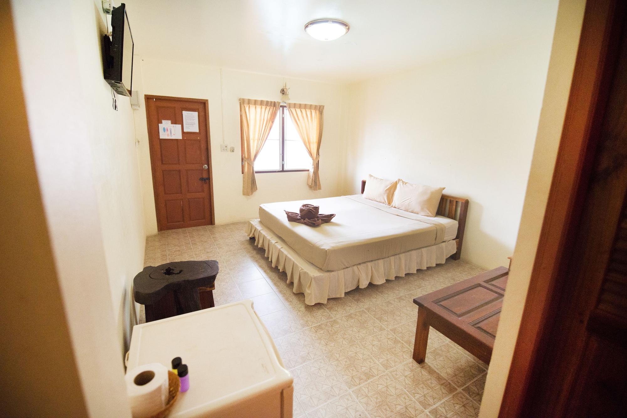 Pongphen Guesthouse - Sha Plus Certified Канчанабури Екстериор снимка