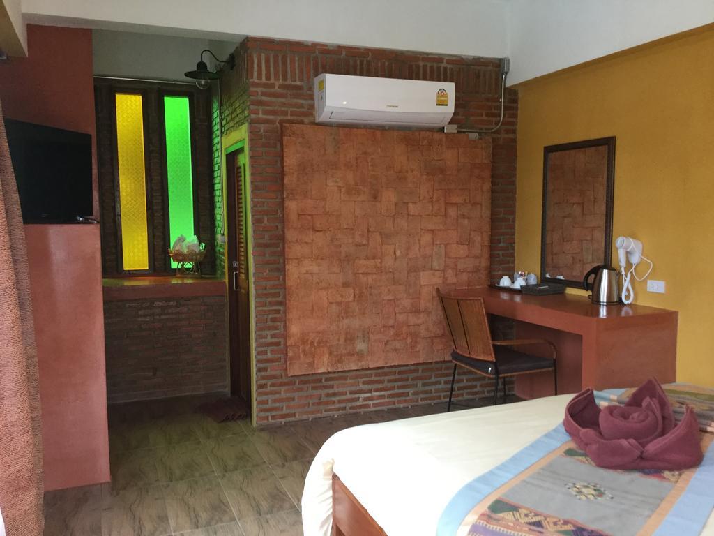 Pongphen Guesthouse - Sha Plus Certified Канчанабури Екстериор снимка