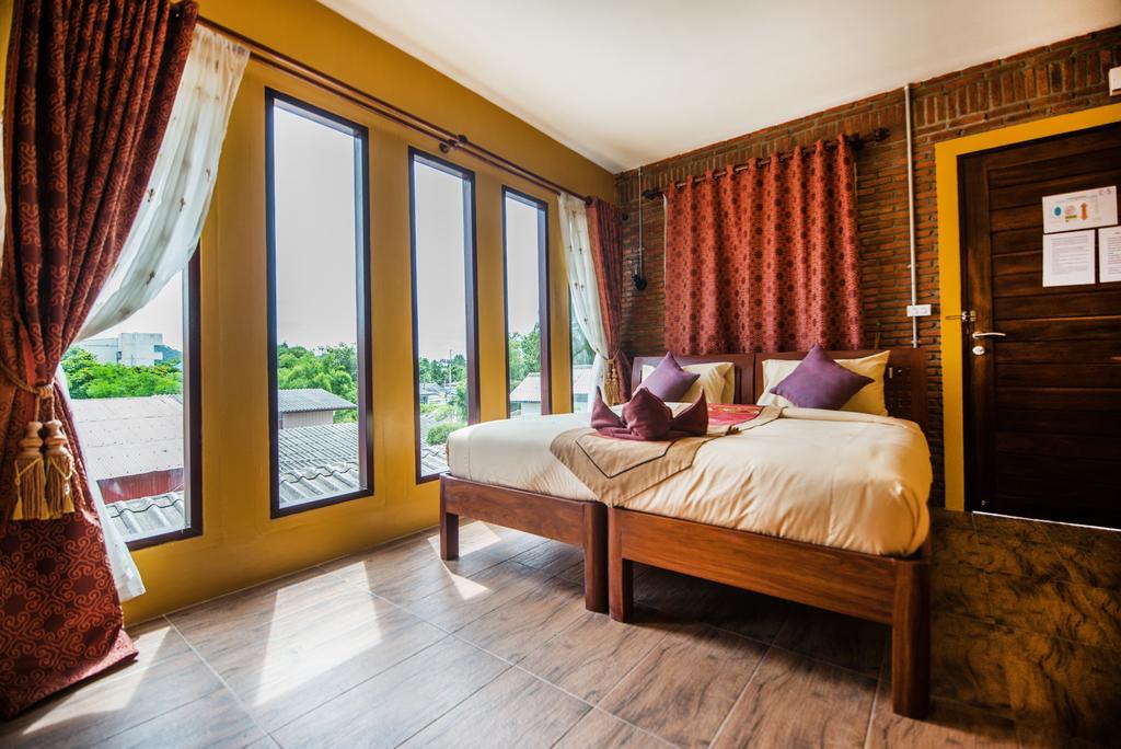 Pongphen Guesthouse - Sha Plus Certified Канчанабури Екстериор снимка