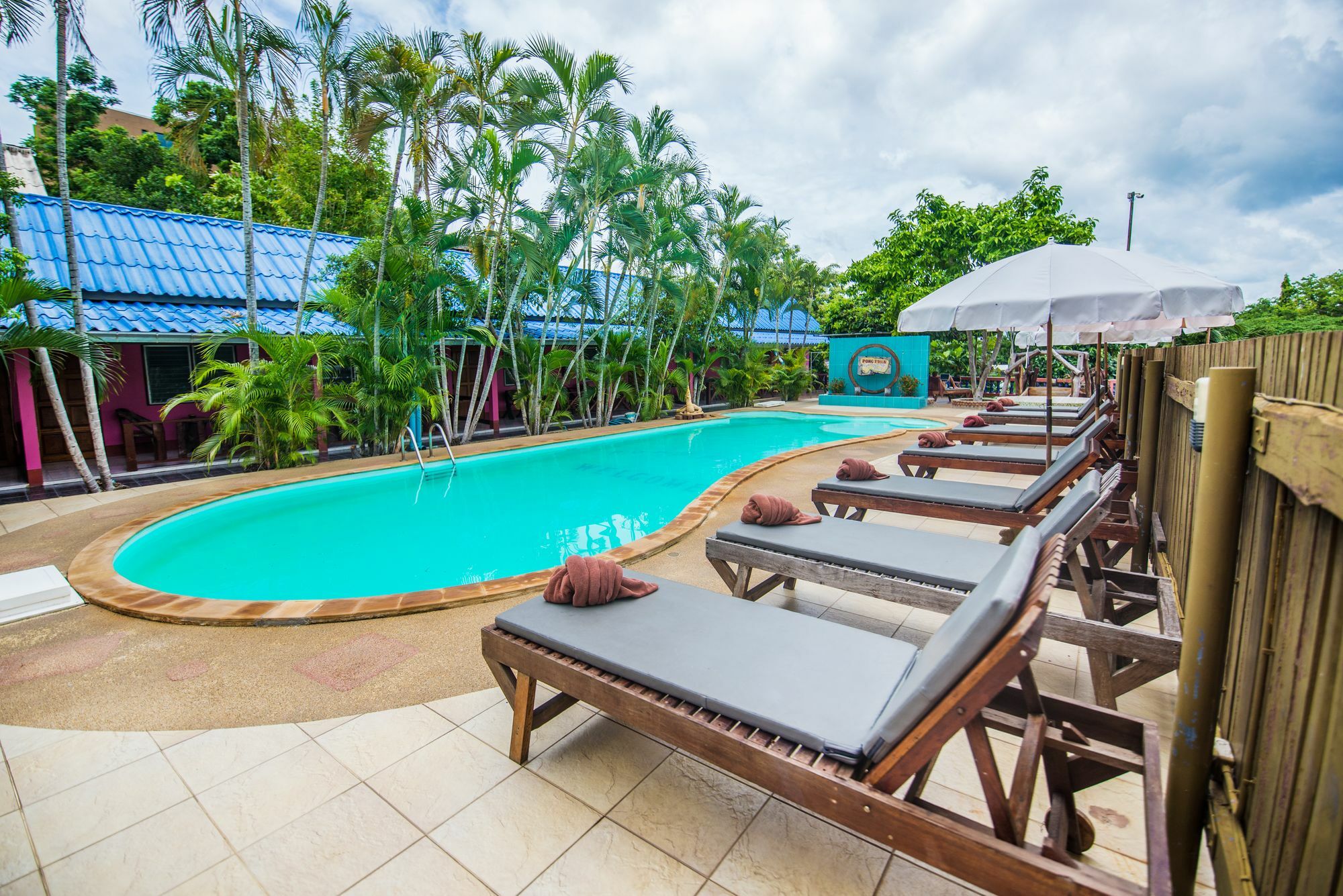 Pongphen Guesthouse - Sha Plus Certified Канчанабури Екстериор снимка